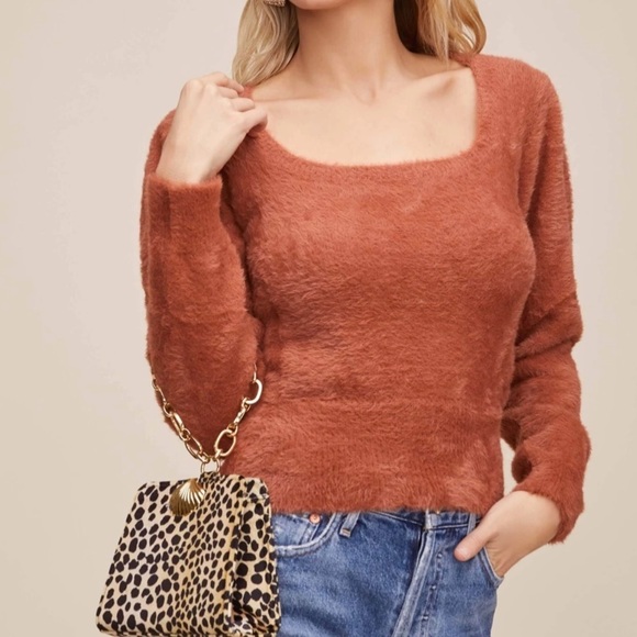 NWT ASTR Square Neck Fuzzy Sweater in Rust - Picture 1 of 10